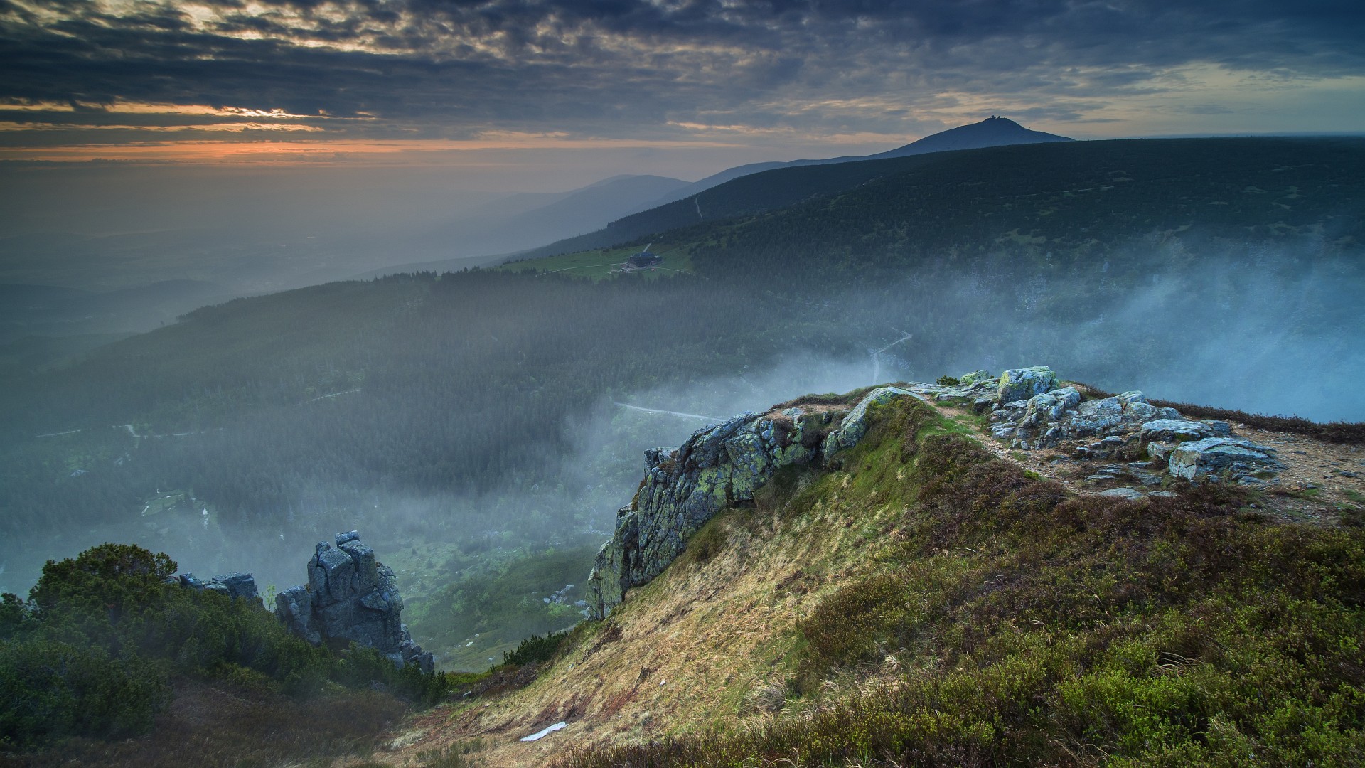 W końcu widać coś więcej niż czubki butów